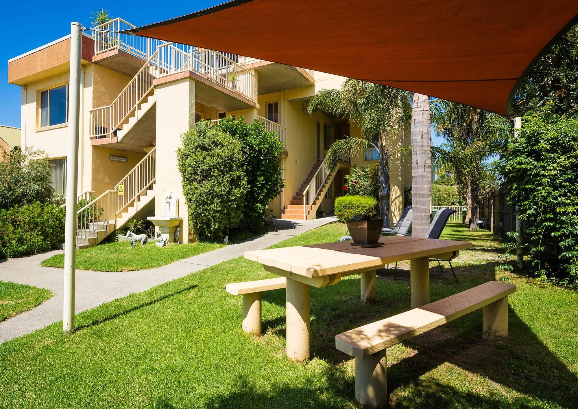 Baywatch Apartments Merimbula Exterior photo